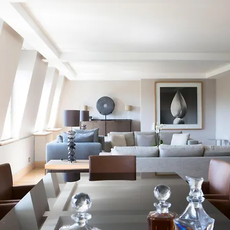 La Reserve 5*