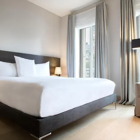 La Reserve 5* Paris