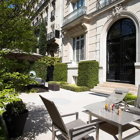 La Reserve 4*
